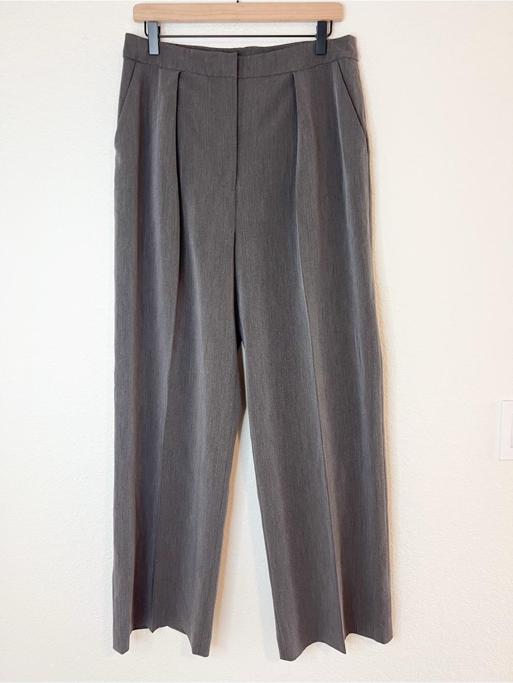 Misook Grey Pin-tuck Pleated Wide Leg Dress Pants size Medium